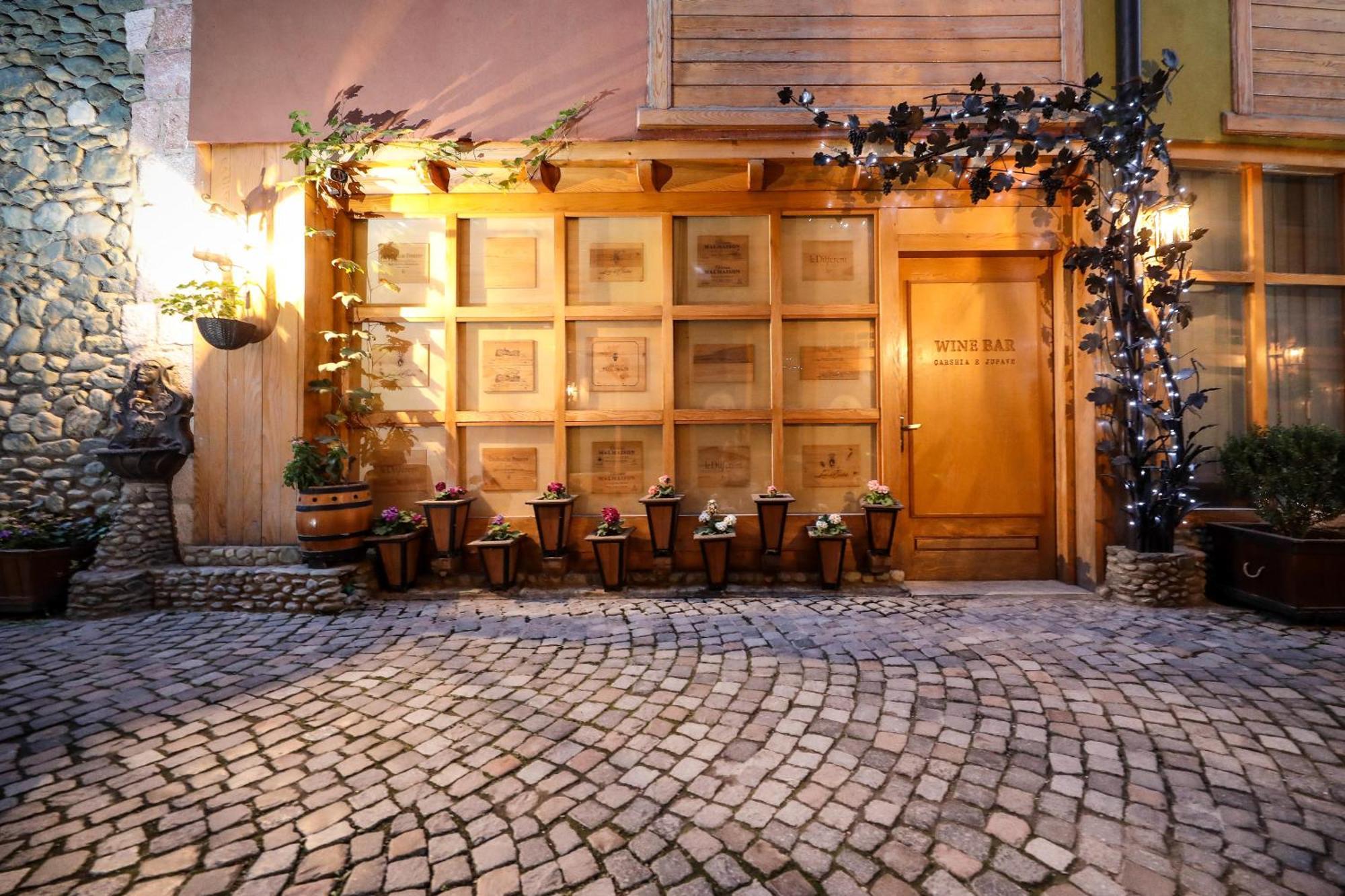 Hotel Carshia E Jupave Gjakova Dış mekan fotoğraf