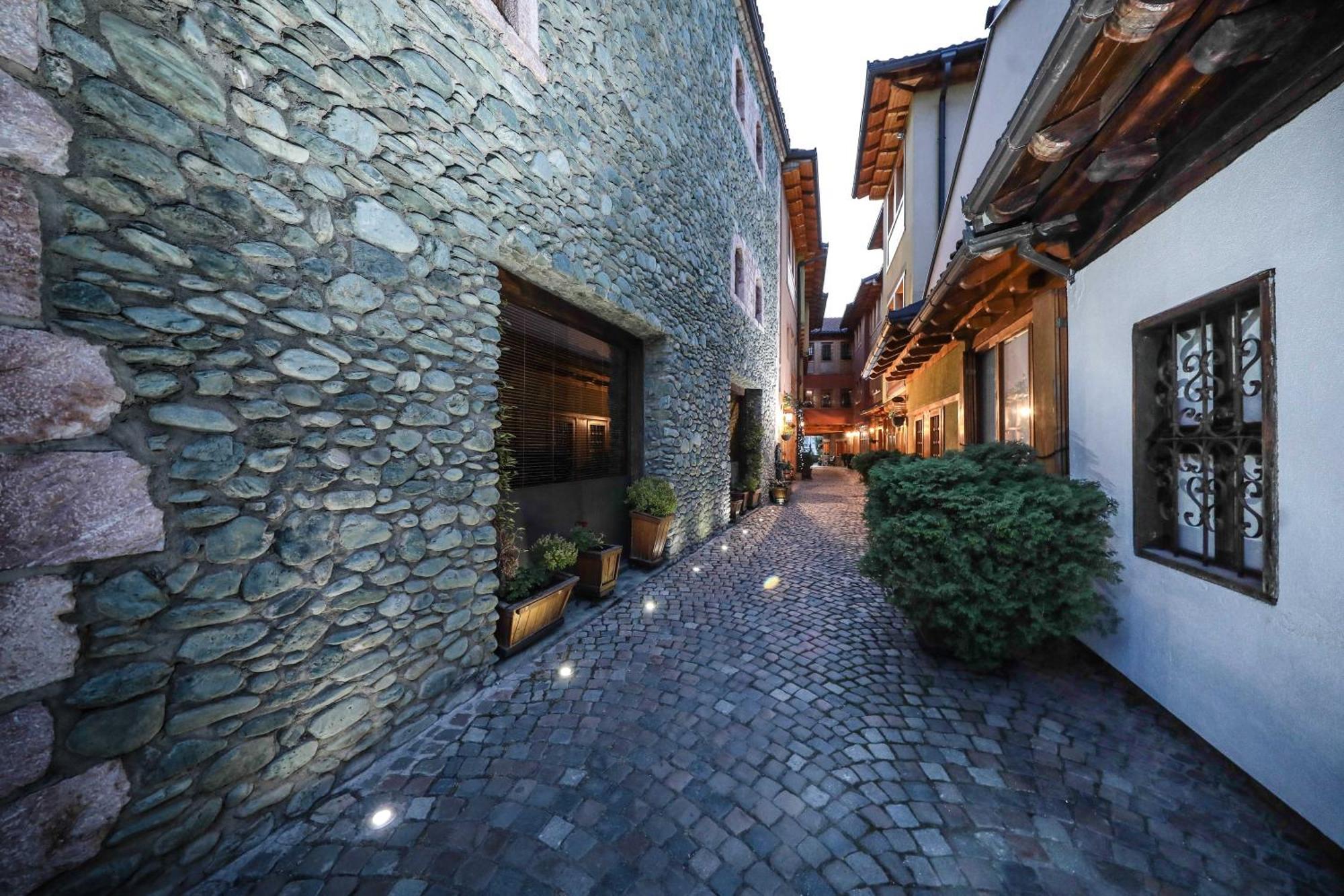 Hotel Carshia E Jupave Gjakova Dış mekan fotoğraf